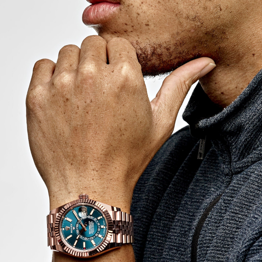 Sky-dweller gold blue dial jubilee 42mm