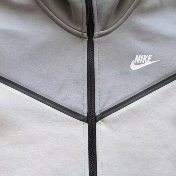 Tech Fleece