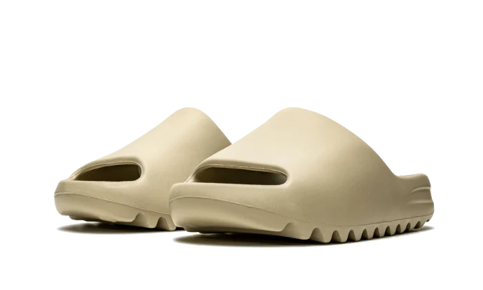 Slippers Pure (First Release)