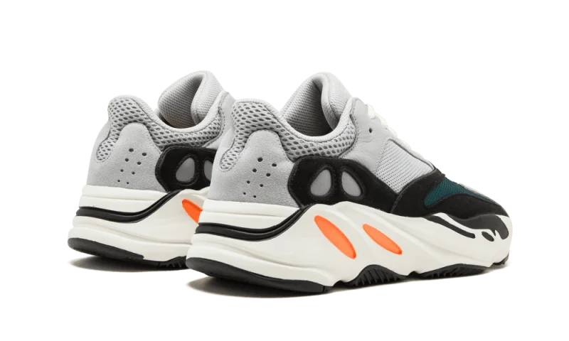 700 Wave Runner Solid Gray