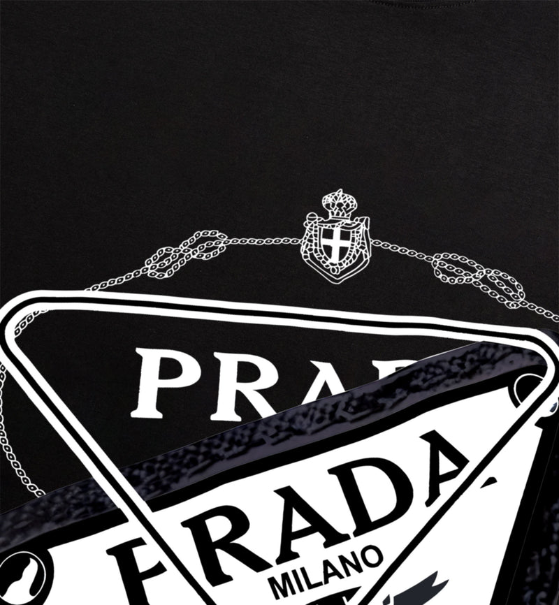 T-SHIRT PRADA