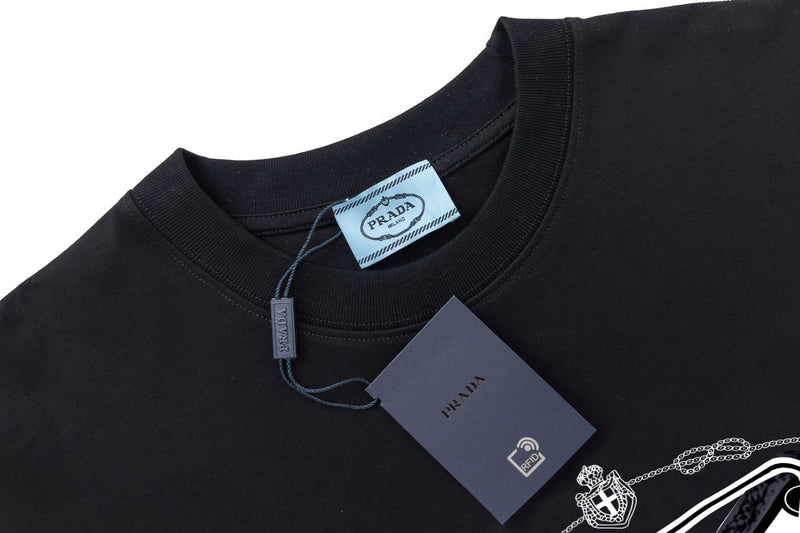 T-SHIRT PRADA