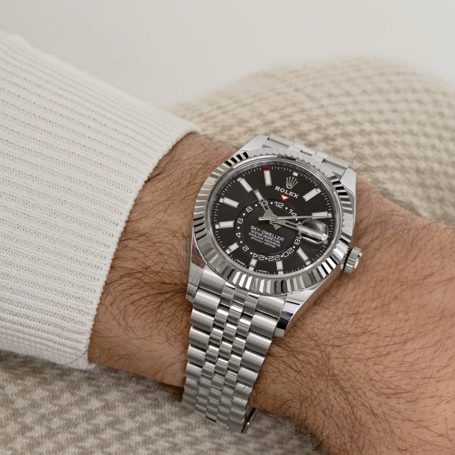 Sky-dweller black dial jubilee 42mm