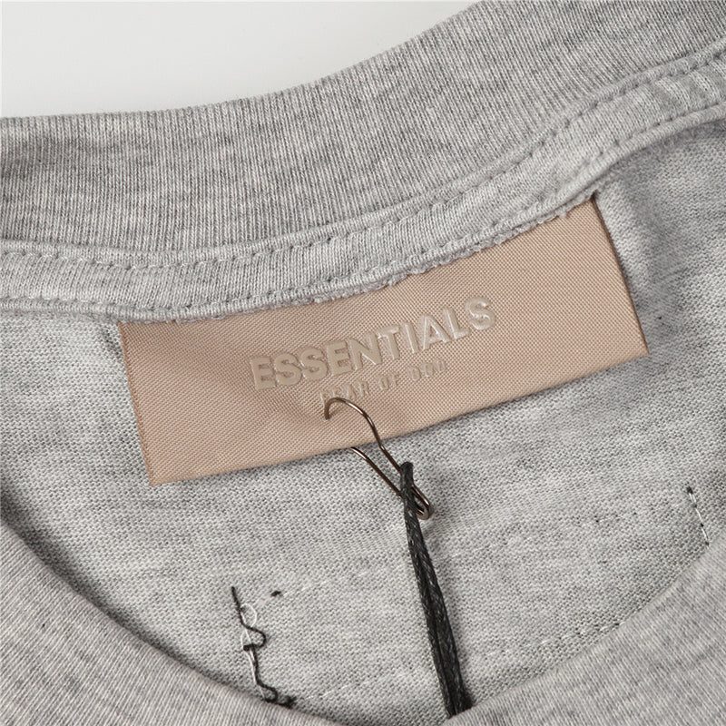 ESSENTIALS T-SHIRT