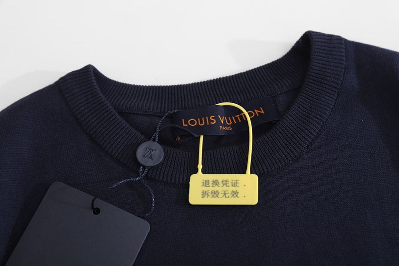 T-SHIRT LOUIS V