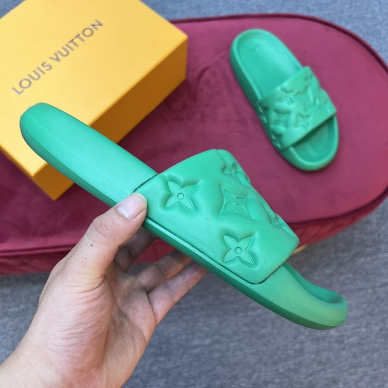 SLIDE LOUIS V