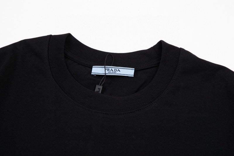 T-SHIRT PRADA