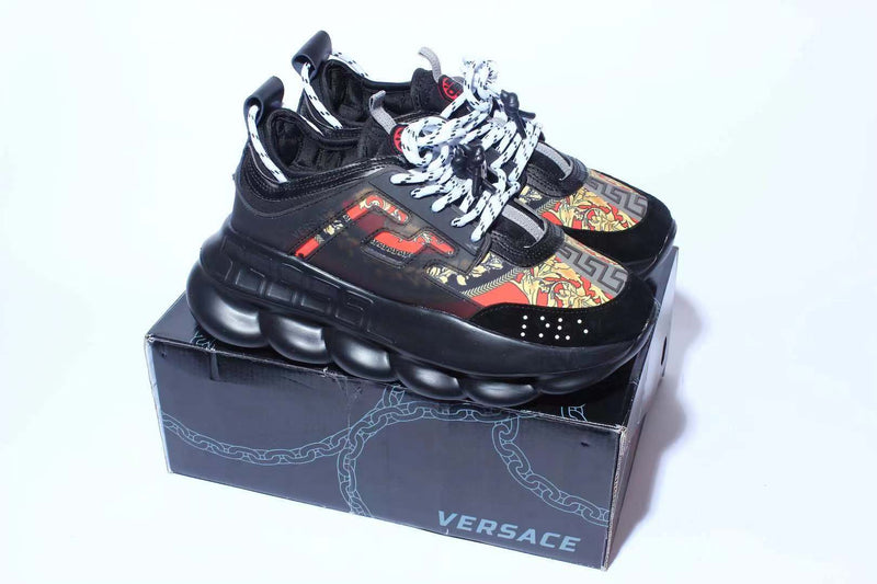 VERSACE CHAIN REACTION