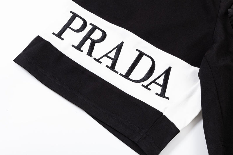 SHORTS PRADA