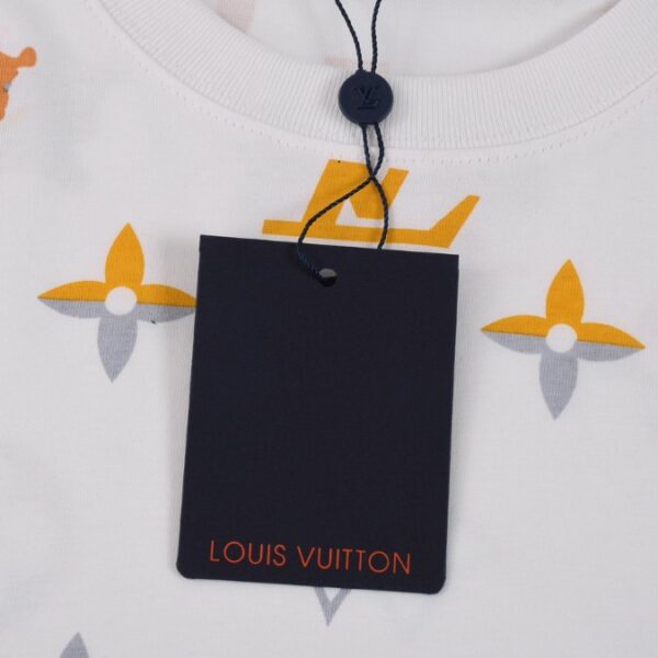 T-SHIRT LOUIS V