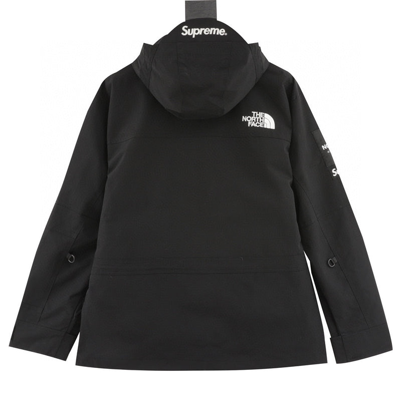 JACKET THE NORTH FACE x SUPREME