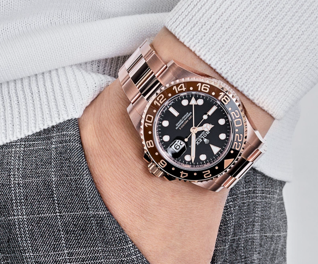 Gmt-master ii rose gold black dial 40mm