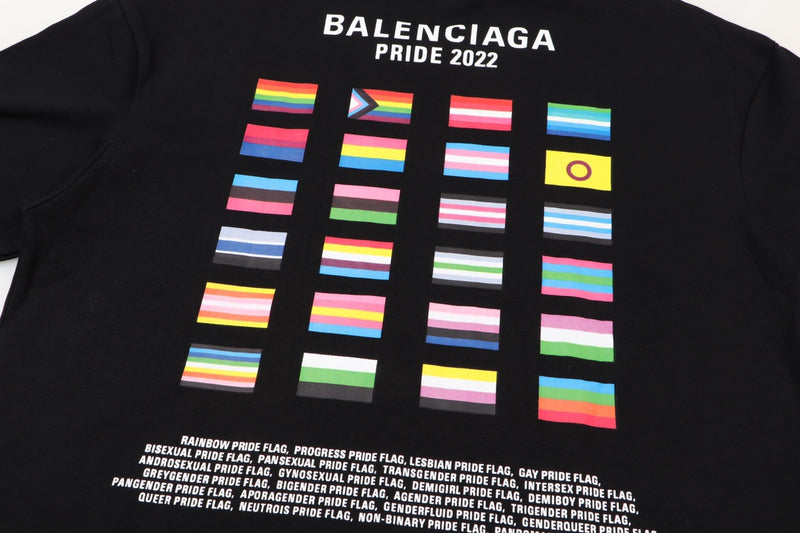 T-SHIRT BALENCIAGA