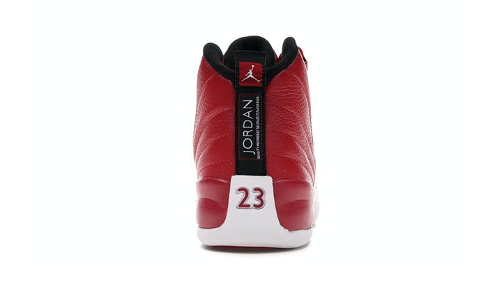 JORDAN 12