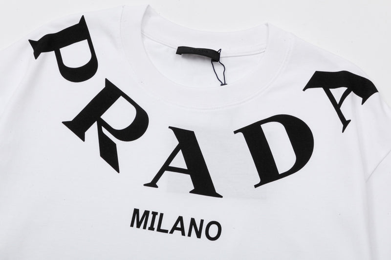 T-SHIRT PRADA