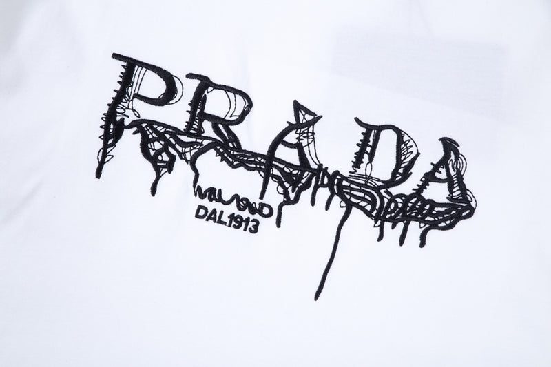 T-SHIRT PRADA