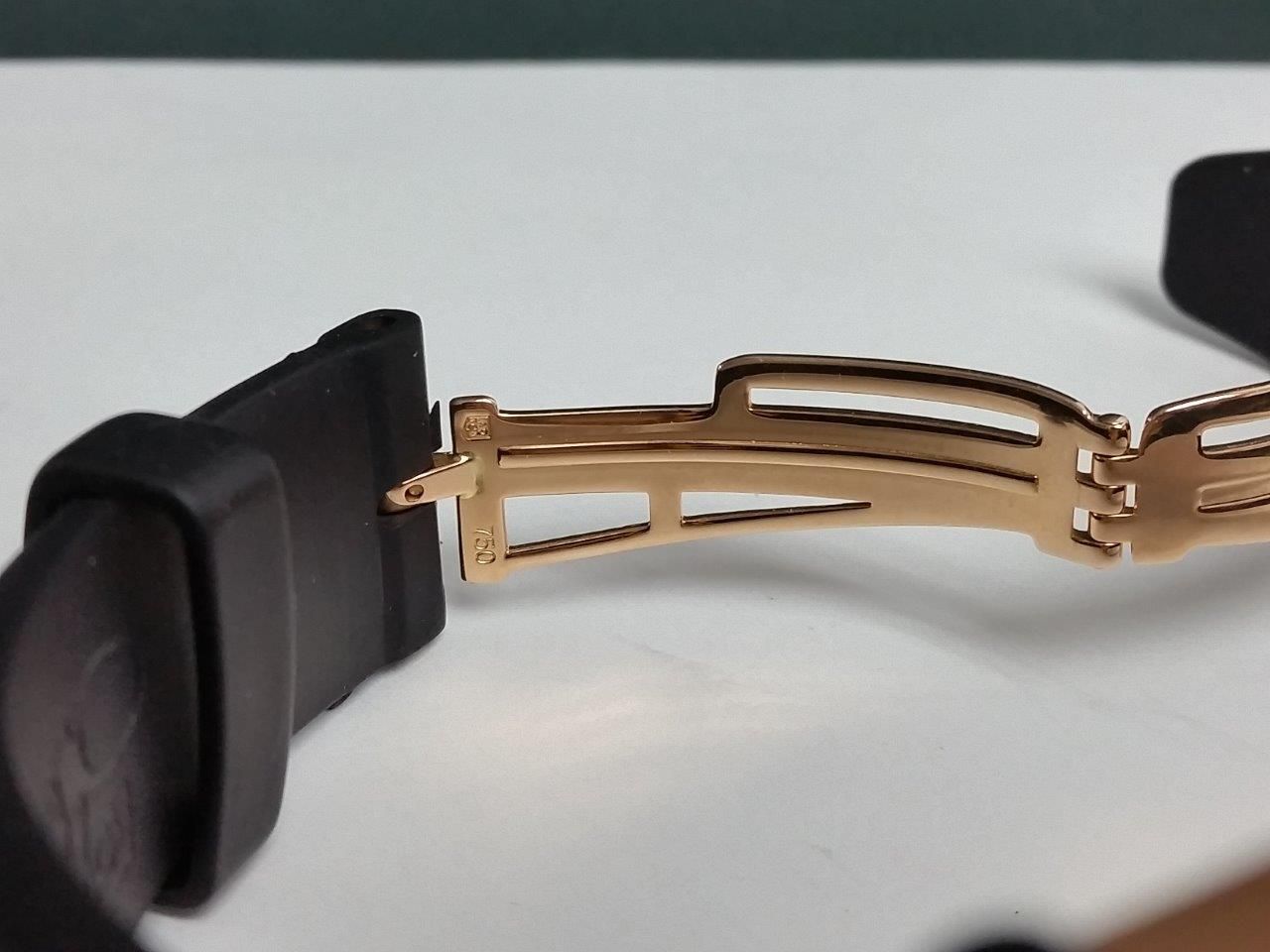 Royal oak black dial