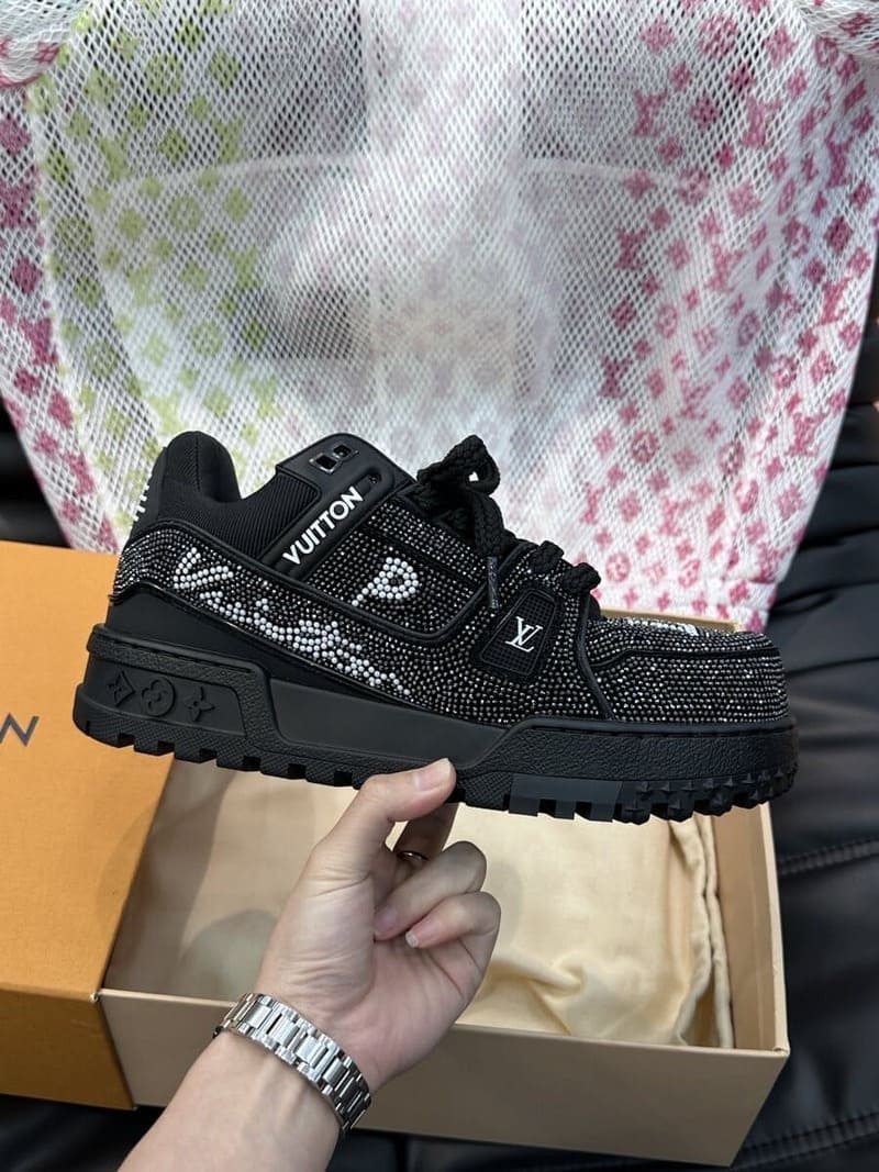 LV TRAINERS