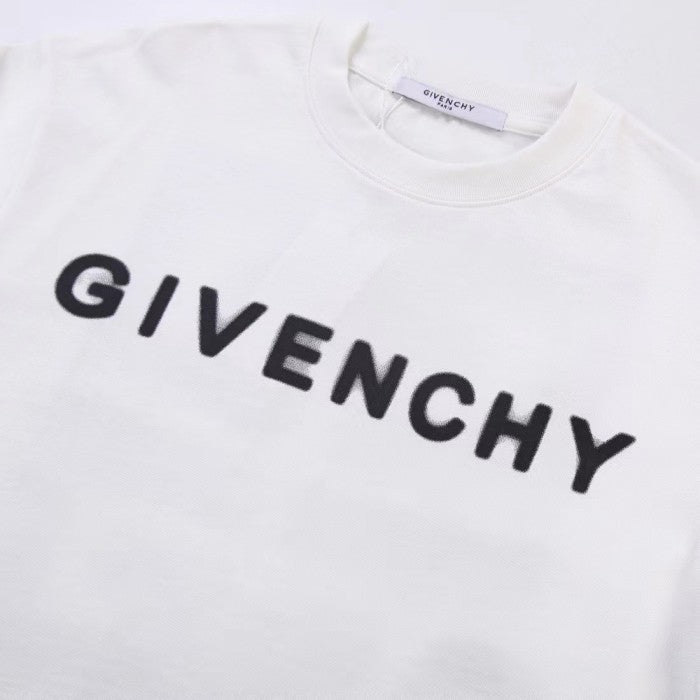 T-SHIRT GIVENCHY