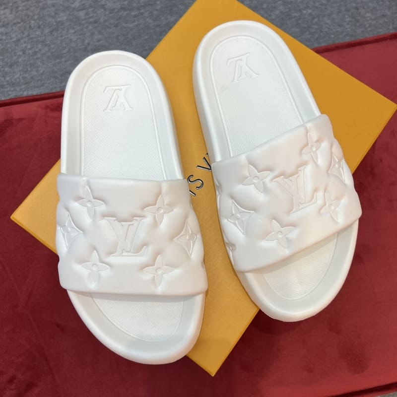 SLIDE LOUIS V