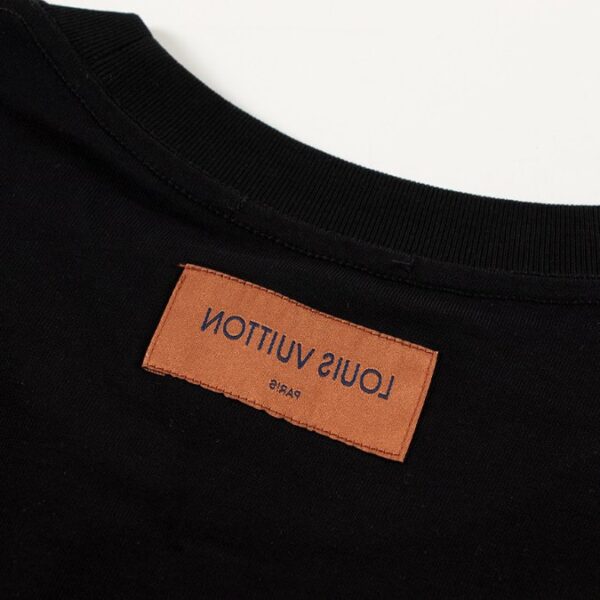 T-SHIRT LOUIS V