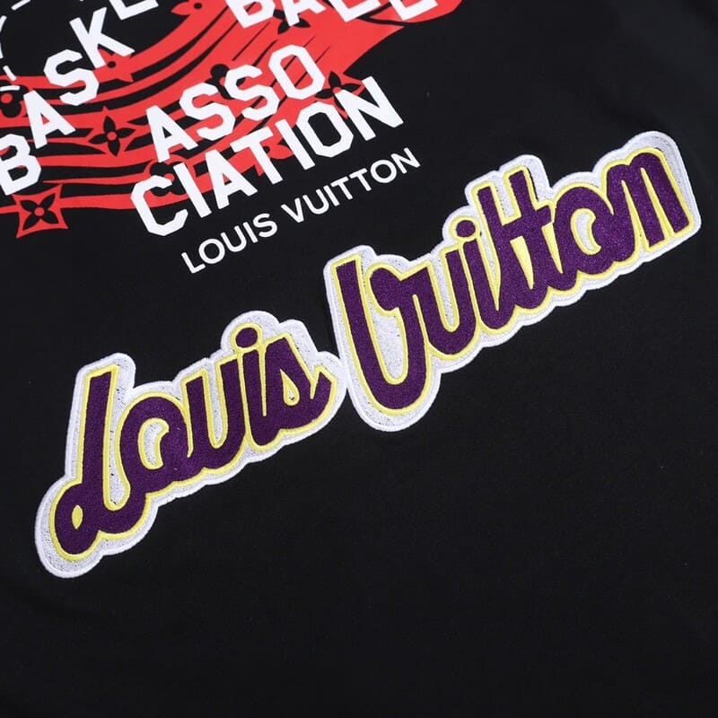 T-SHIRT LOUIS V