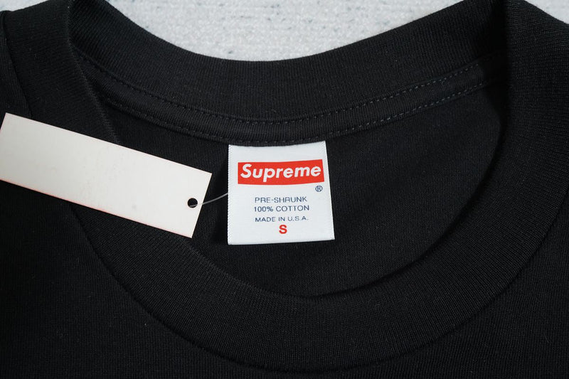 T-SHIRT SUPREME