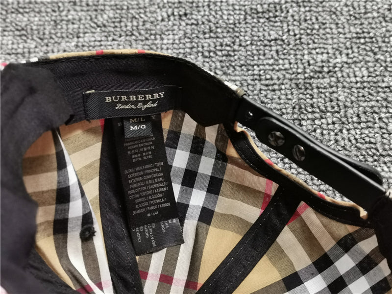 CAP BURBERRY