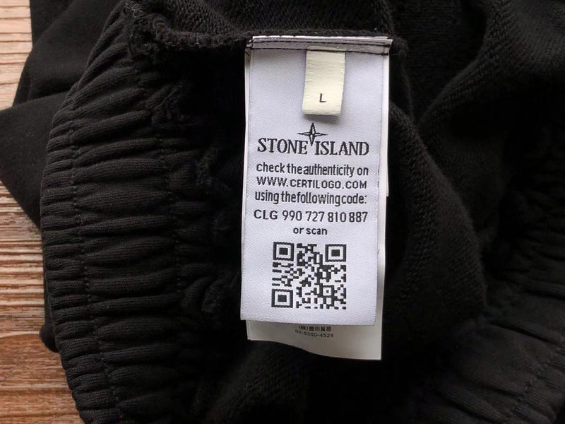 SHORTS STONE ISLAND