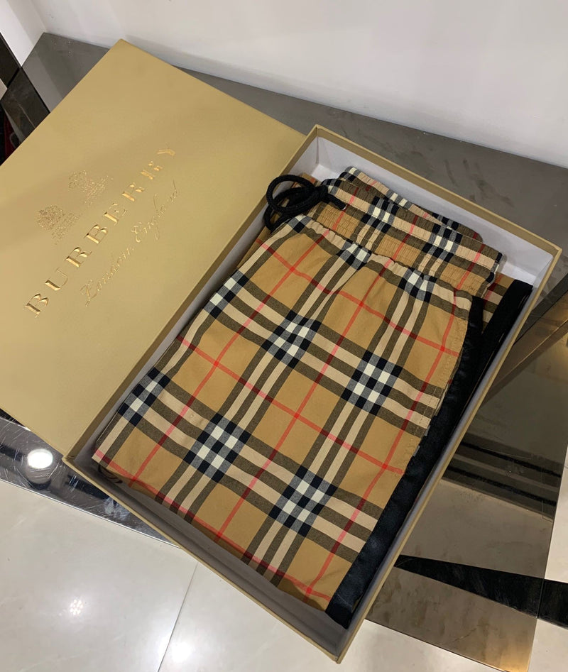 SHORTS BURBERRY