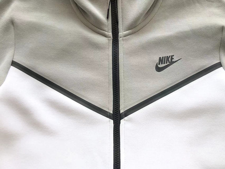 NIKE TECH FLEECE – LIGHT GREY AND WHITE (FULL)