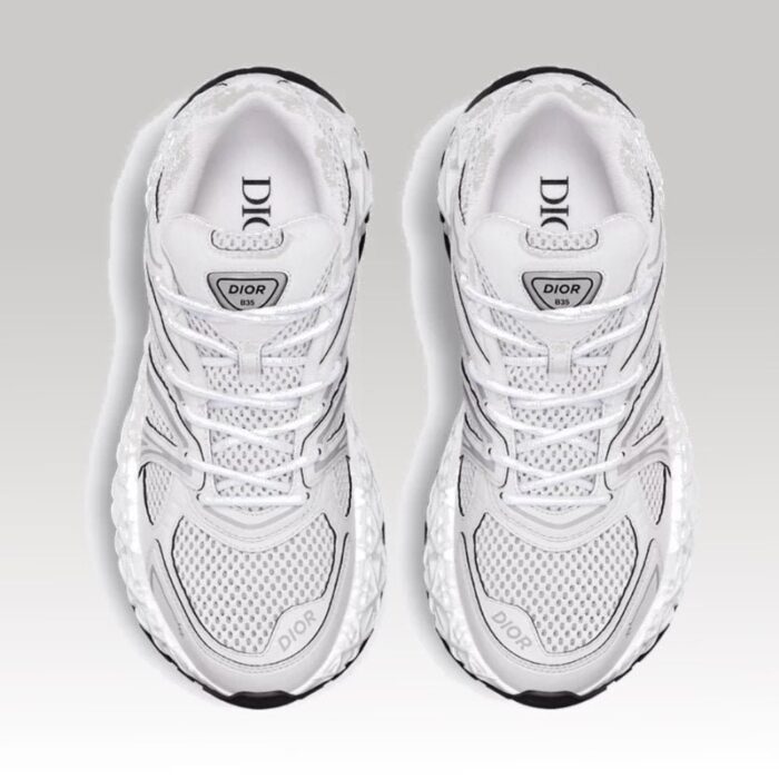 B35 - Image 3