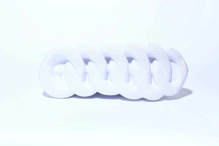 CHAIN REACTION - Image 9