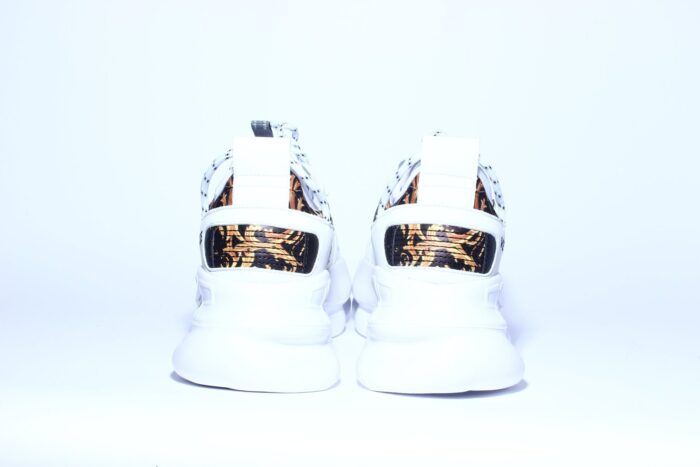 CHAIN REACTION - Image 5
