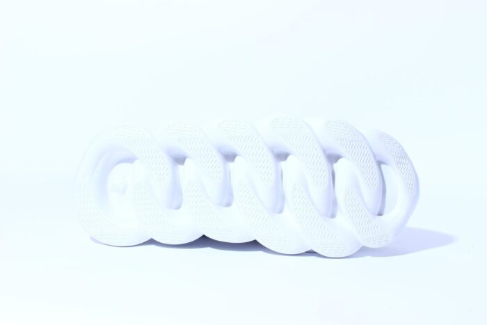 CHAIN REACTION - Image 6