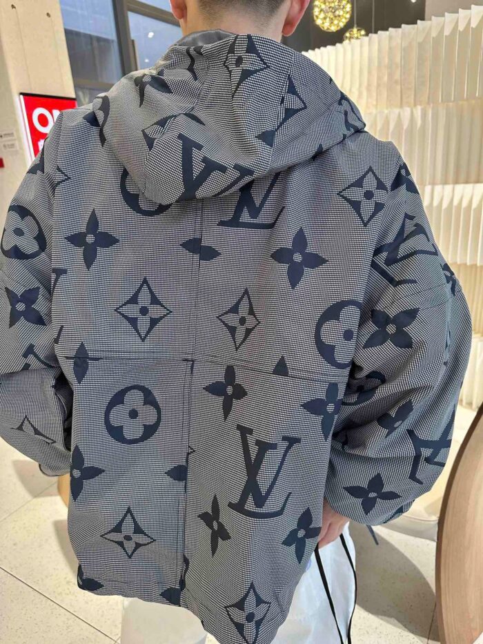 Jacket - Image 4