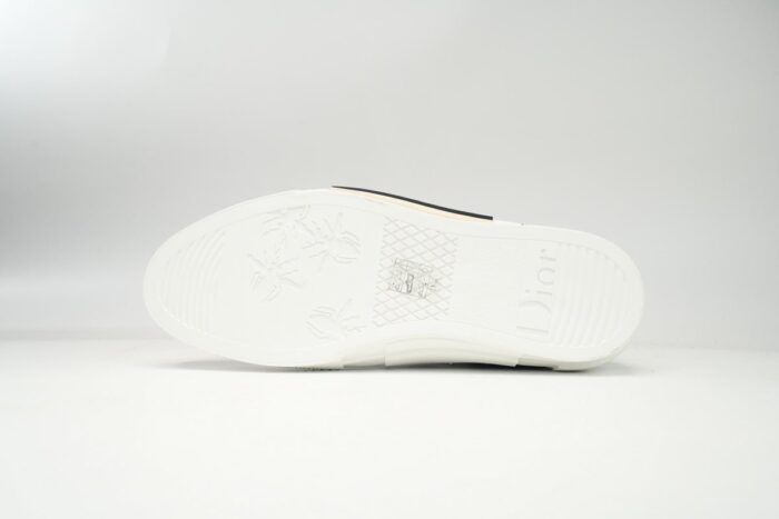 B23 - Image 4
