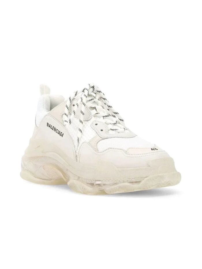 TRIPLE S - Image 2