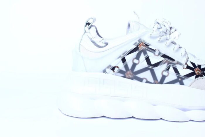 CHAIN REACTION - Image 7