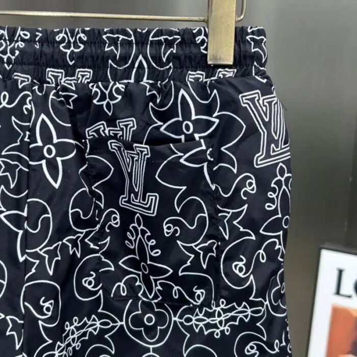 Shorts - Image 4
