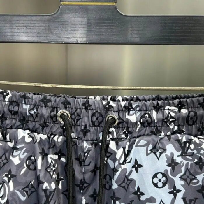Shorts - Image 5