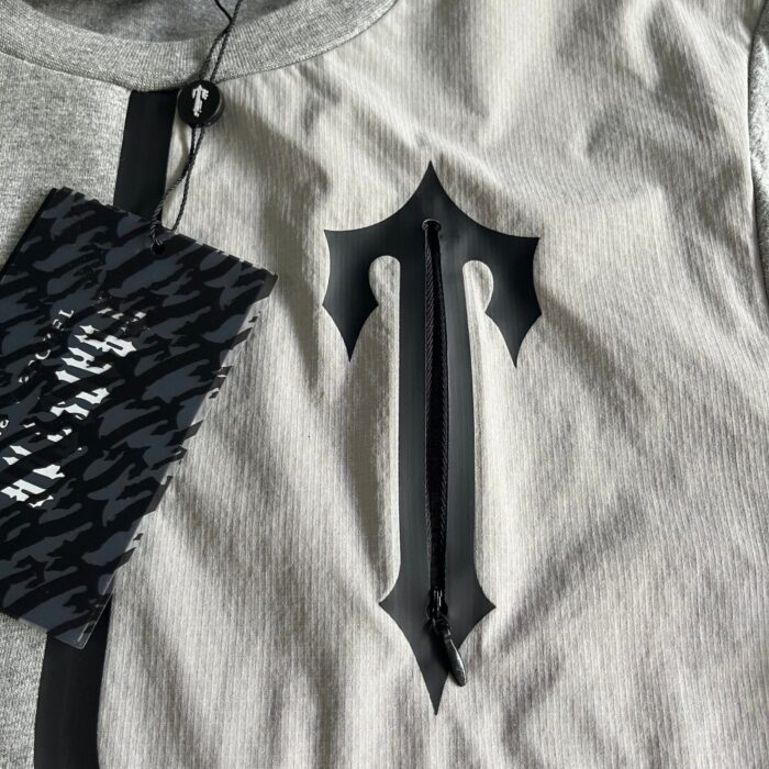 Set - Image 5