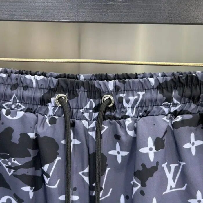 Shorts - Image 2