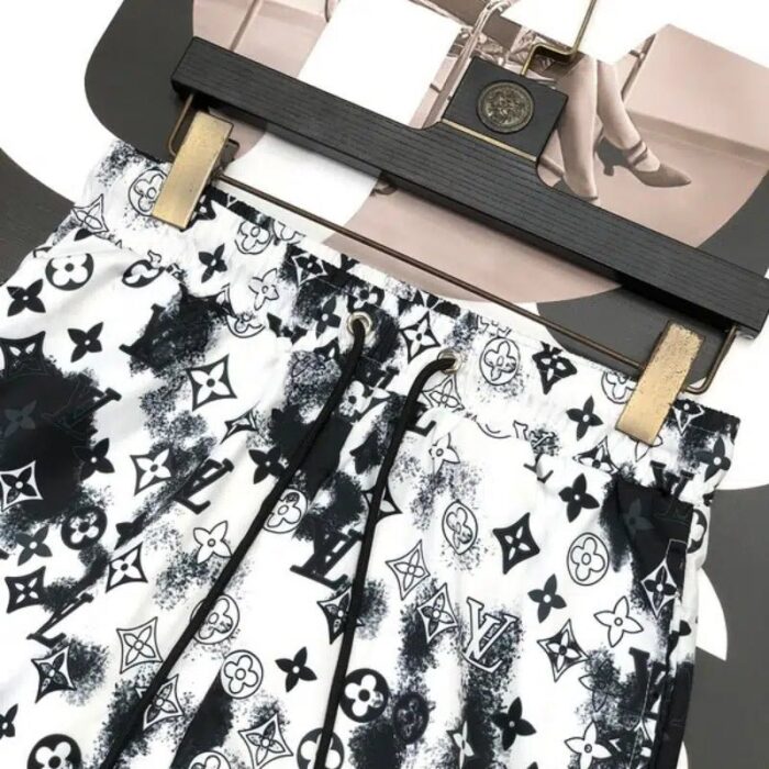 Shorts - Image 6