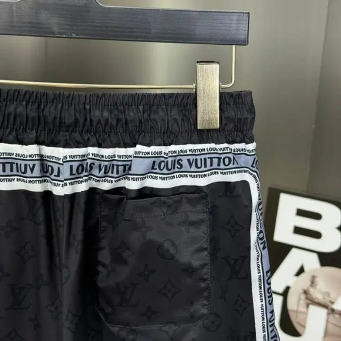Shorts - Image 4