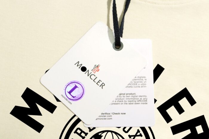 T-shirt - Image 4