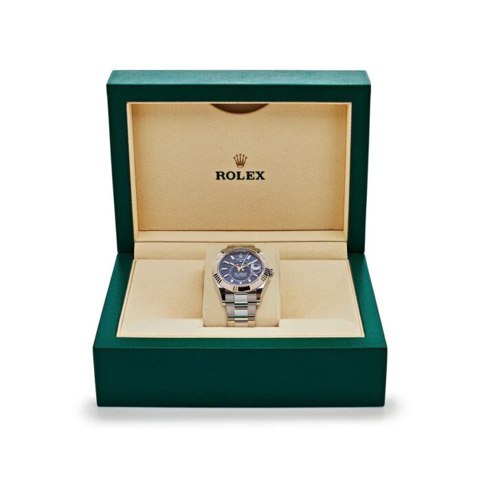Sky-dweller blue dial oyster 42mm - Image 3