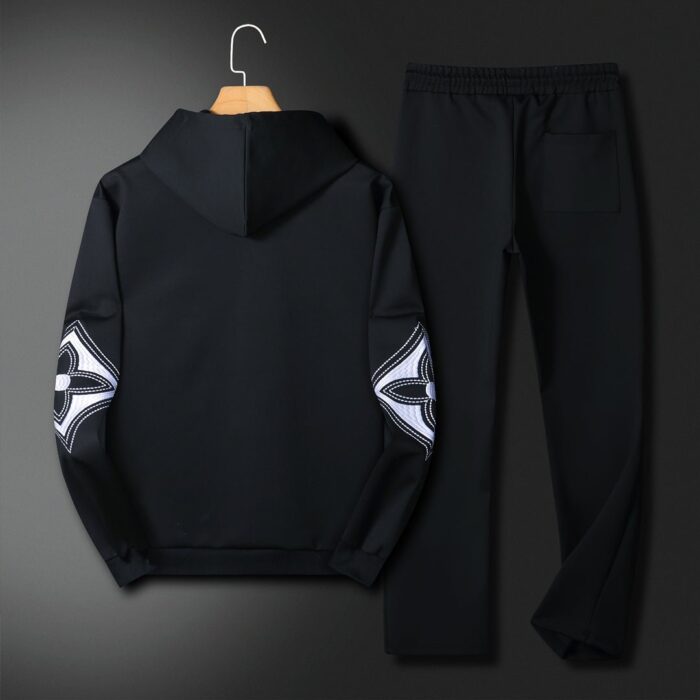 Tracksuit - Image 4