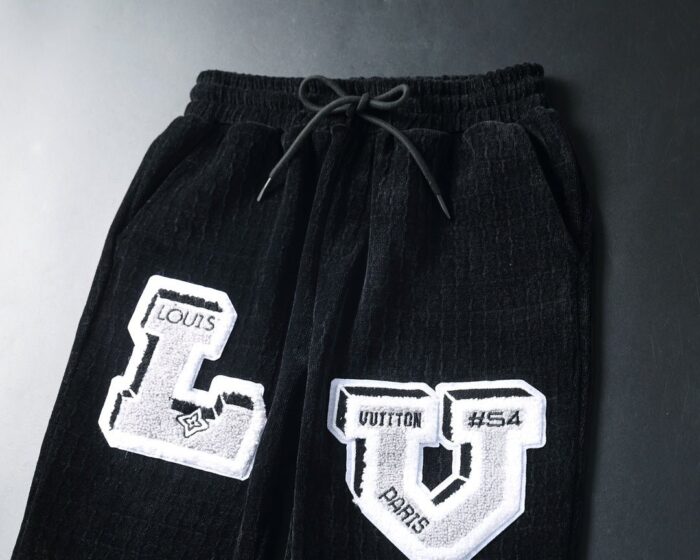 Tracksuit - Image 2