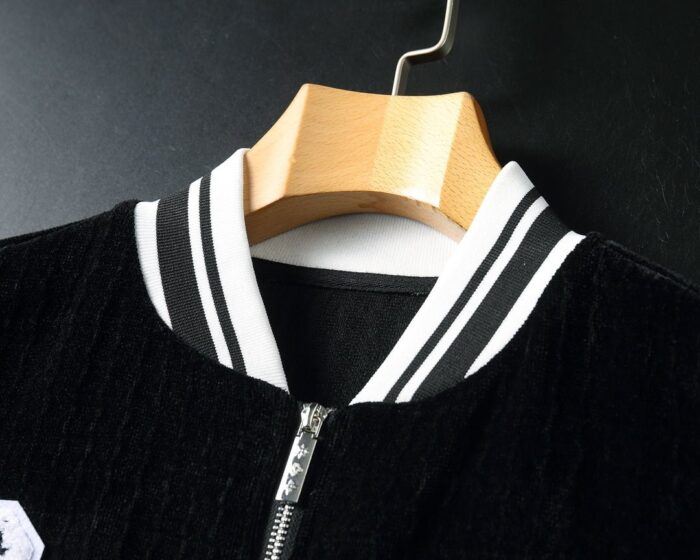 Tracksuit - Image 3